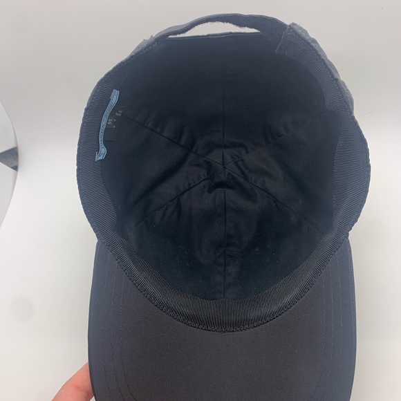 Prada Black Nylon Women’s baseball cap SIZE M. - Picture 5 of 7